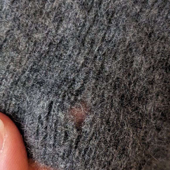 Saks Fifth Avenue Cashmere Gray mock neck Crop Top Sweater Size Small - Picture 3 of 12